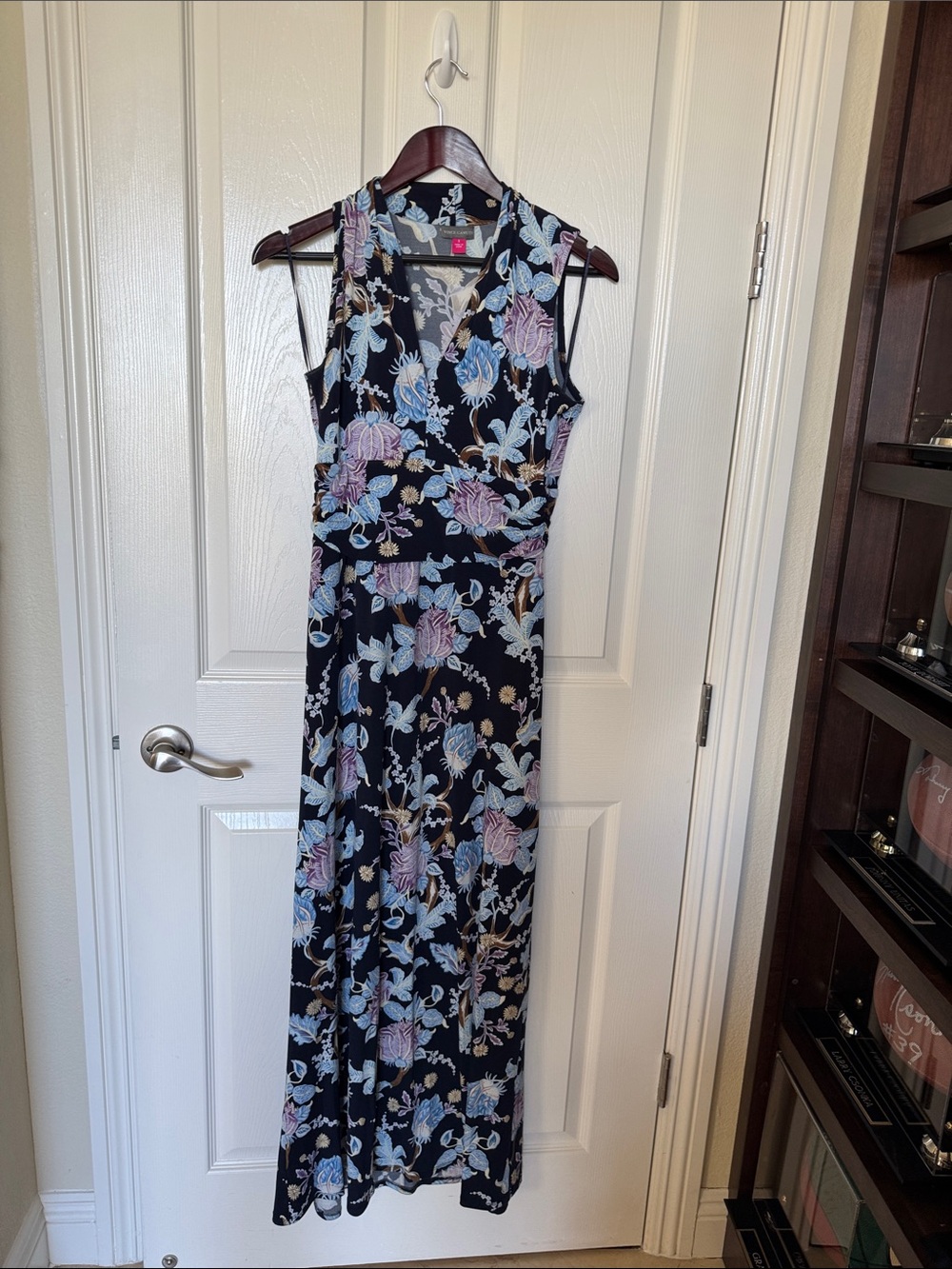 Vince Camuto Black Sleeveless Floral Maxi Dress with Blue and Lavender Bloom sm